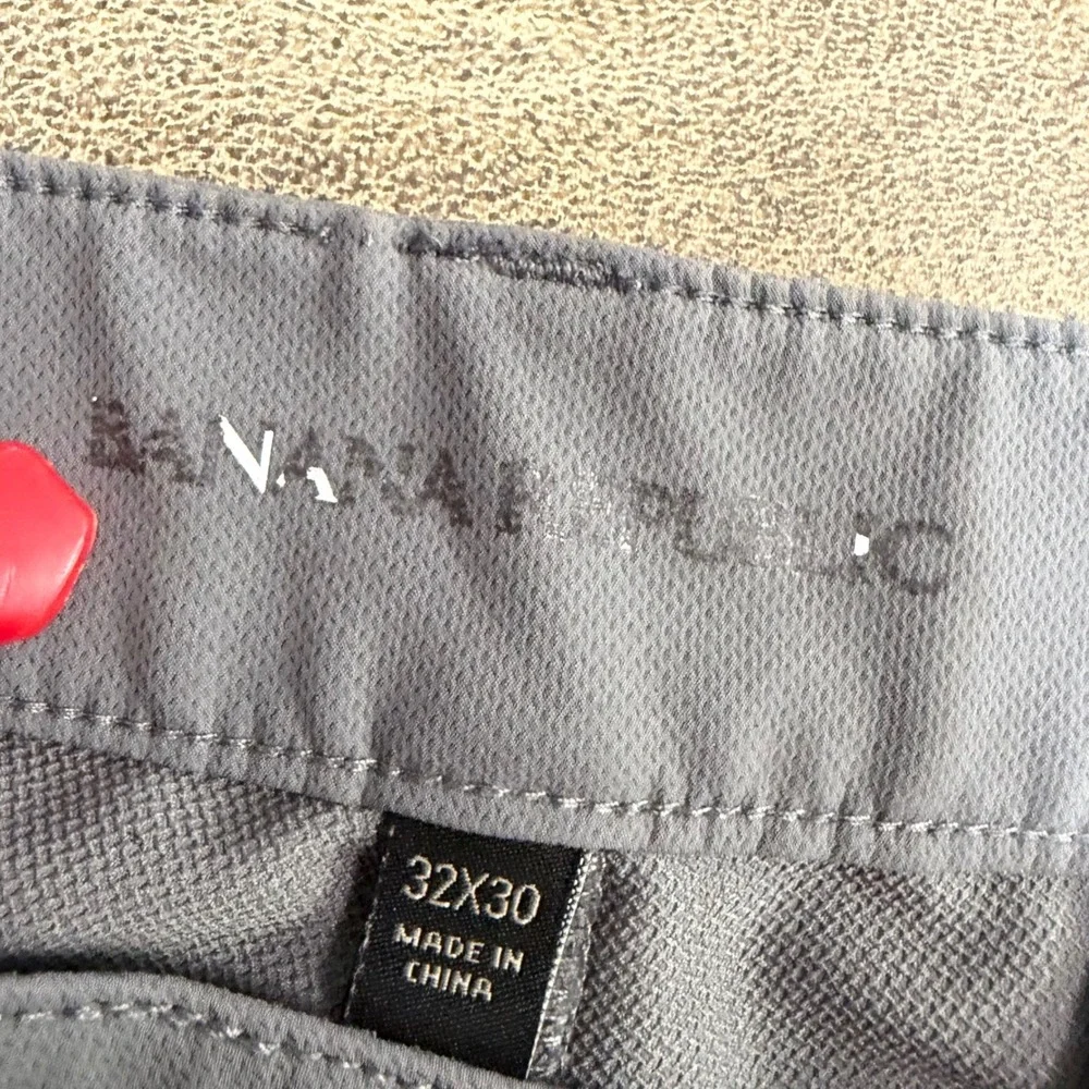 Banana Republic Core Temp Pants Mens 32x30 Gray Slim Straight Golf Chino 5553